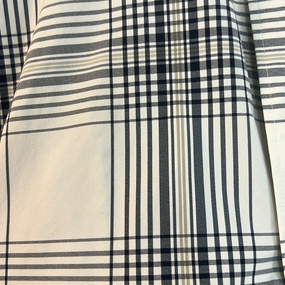 [Express] Men’s Performance Slim Dress Shirt - Picture 3 of 7